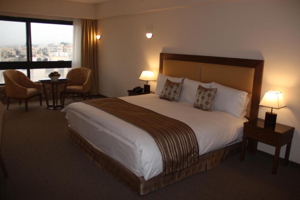 Saray Hotel Amman Buitenkant foto
