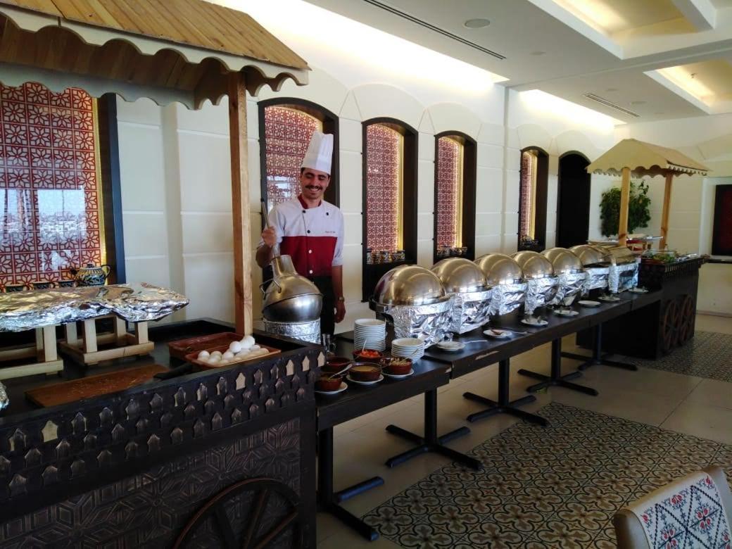 Saray Hotel Amman Buitenkant foto